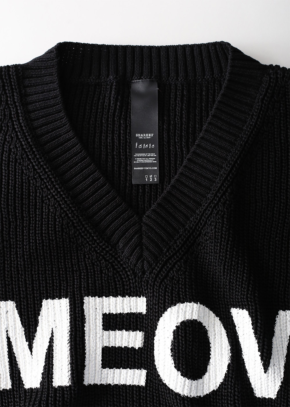 KNIT VEST