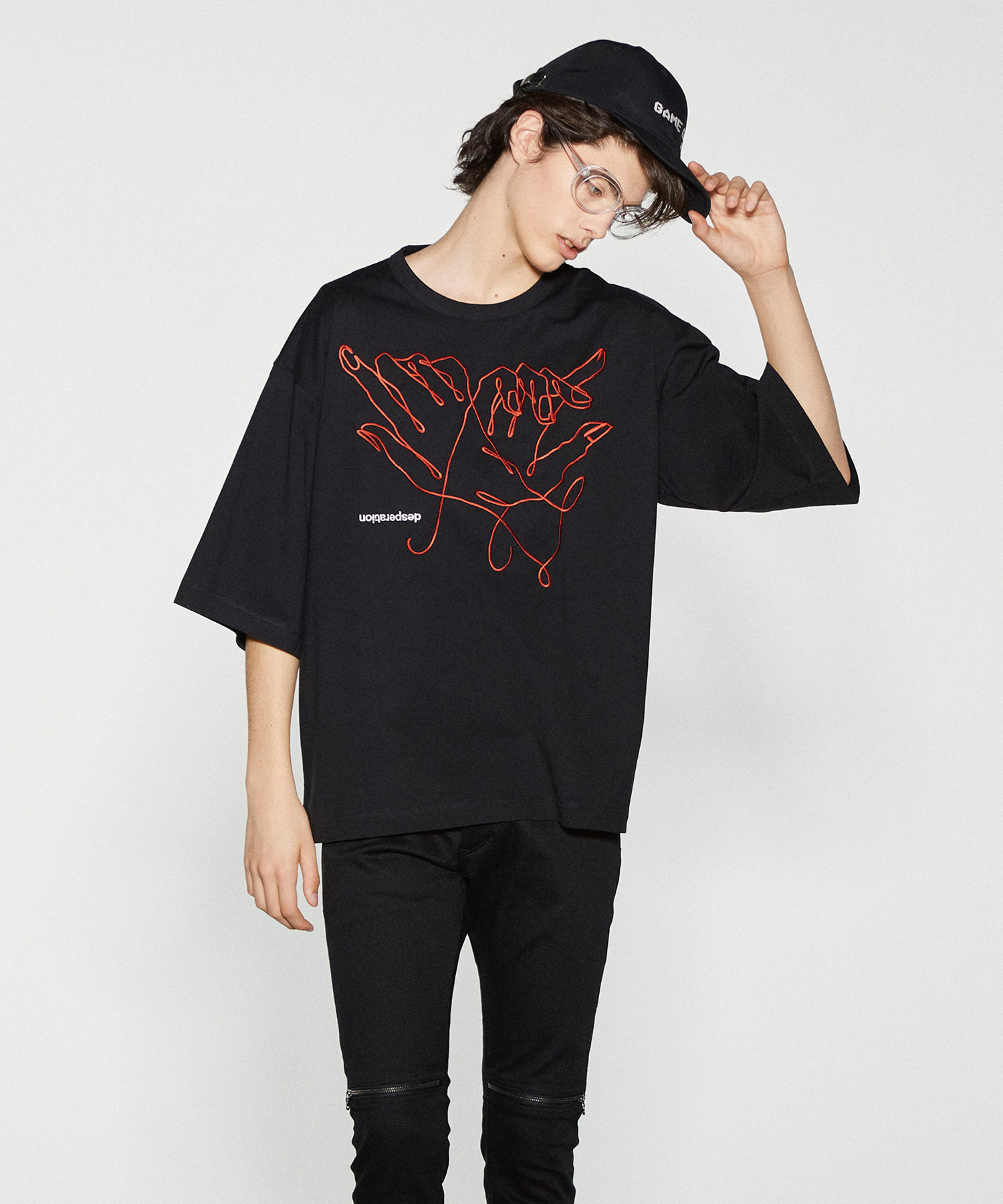 "HAND EMB." S/S BIG T