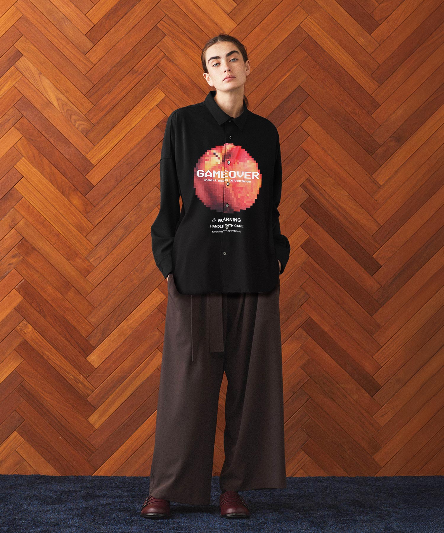 "DOT APPLE"  BIG SHIRTS