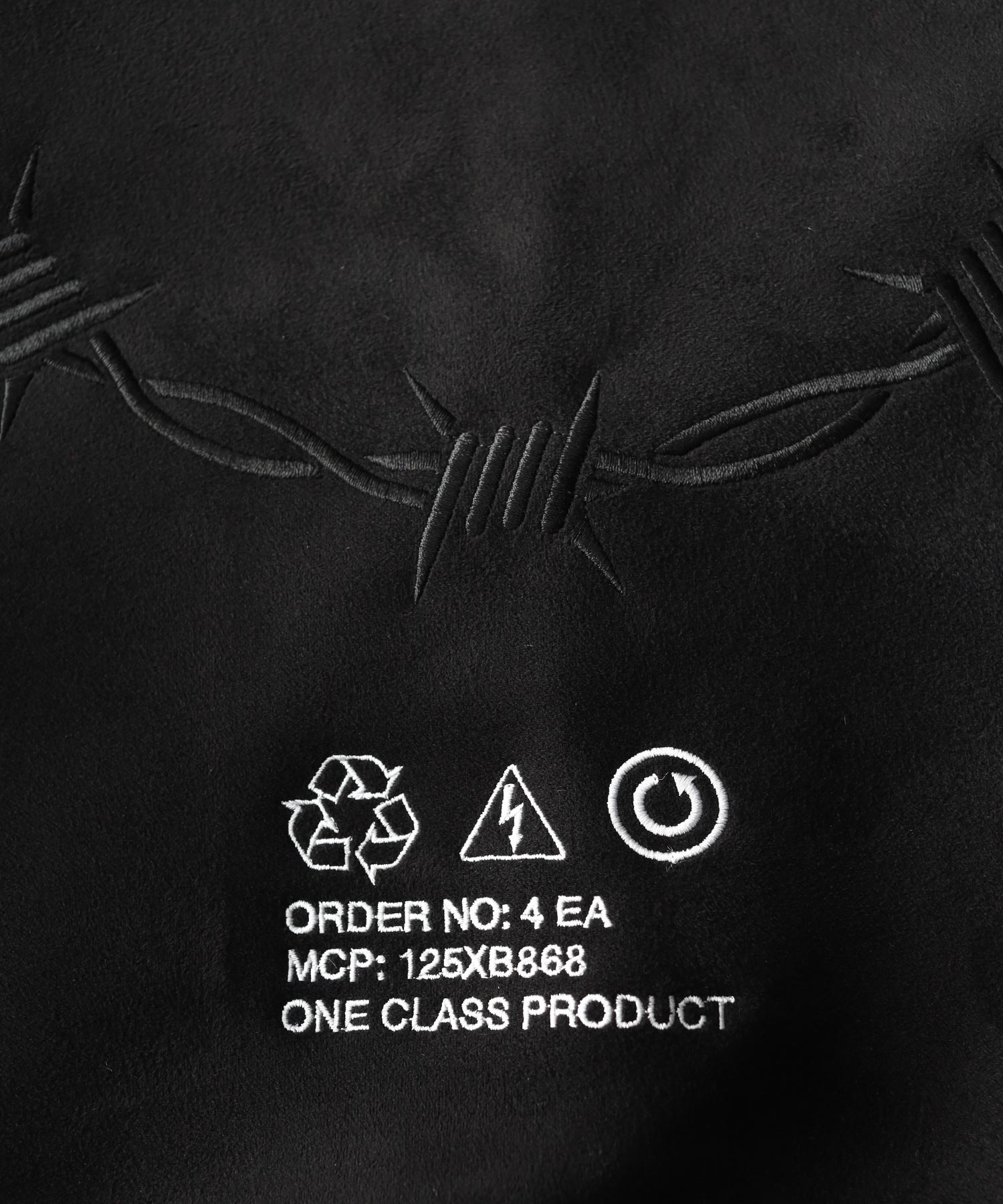 "BARBED WIRE" MICRO SUEDE SWEAT