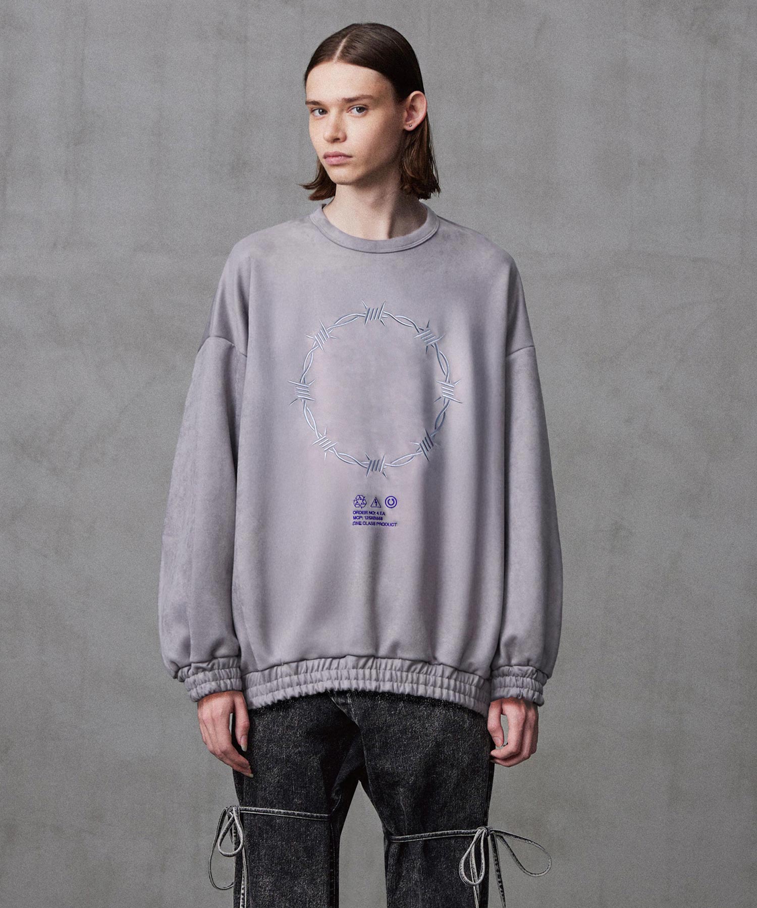 "BARBED WIRE" MICRO SUEDE SWEAT